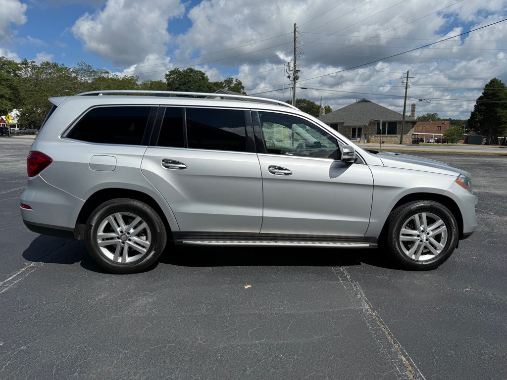 2016 Mercedes-Benz GL-Class Image 7