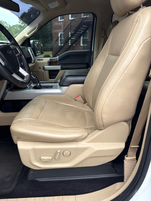2015 Ford F-150 Image 9