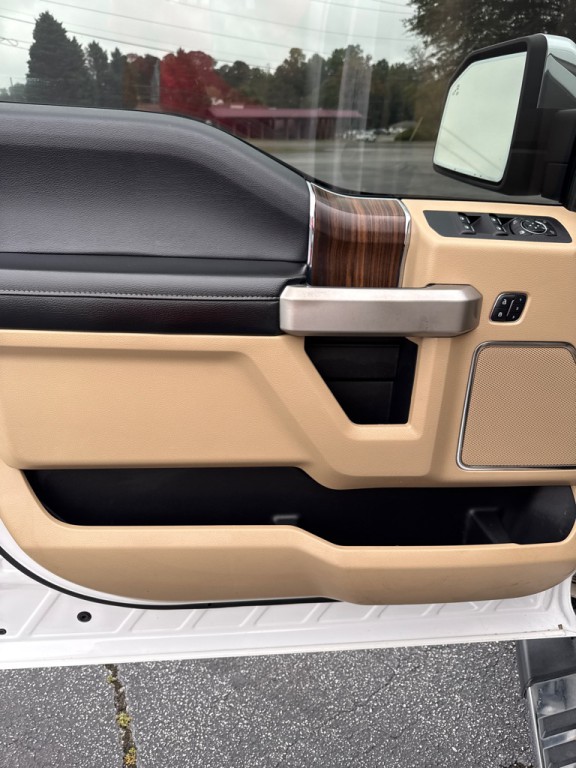 2015 Ford F-150 Image 12