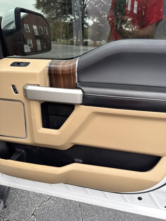 2015 Ford F-150 Image 23