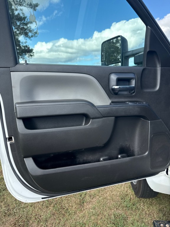 2019 Chevrolet Silverado 1500 Image 10