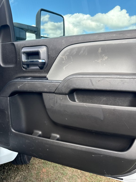 2019 Chevrolet Silverado 1500 Image 13