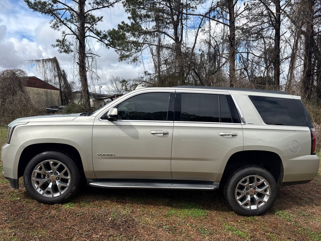 2015 GMC Yukon Image 3