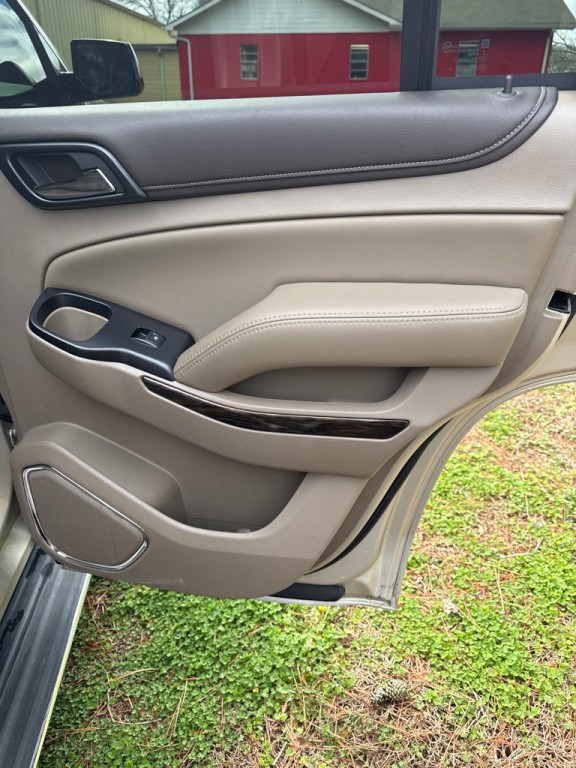 2015 GMC Yukon Image 17