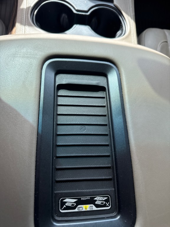 2015 GMC Yukon Image 23