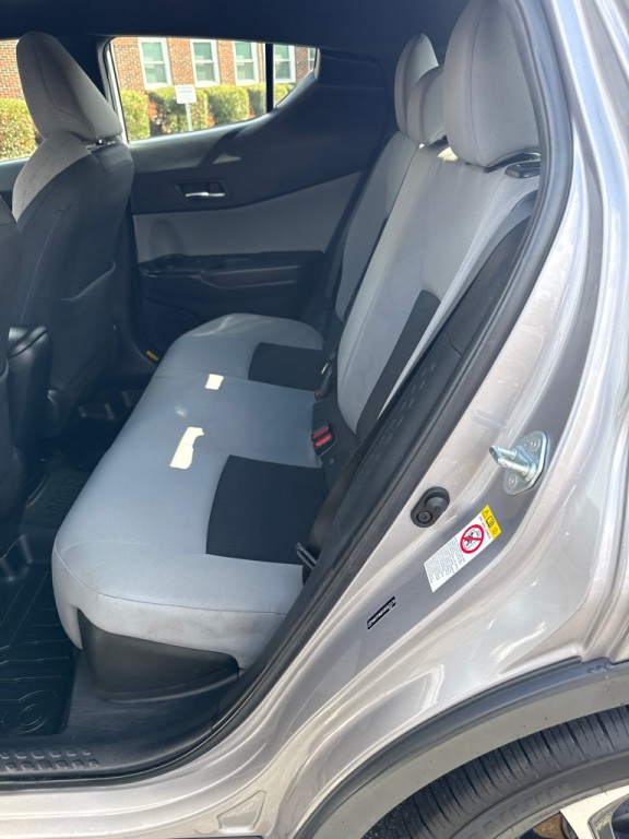 2019 Toyota C-HR Image 11