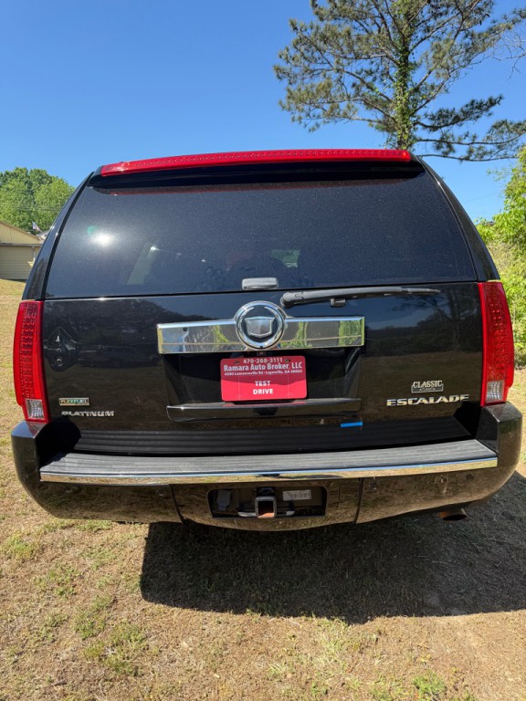 2012 Cadillac Escalade Image 5