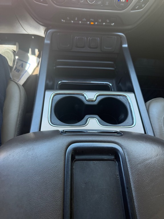 2015 GMC Sierra Image 24