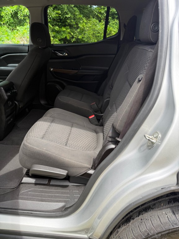 2018 GMC Acadia Image 11
