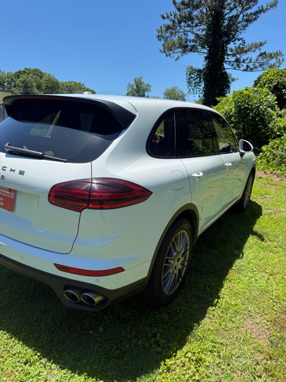 2015 Porsche Cayenne Image 6