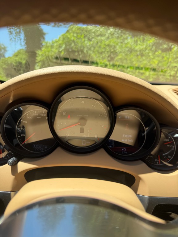 2015 Porsche Cayenne Image 28