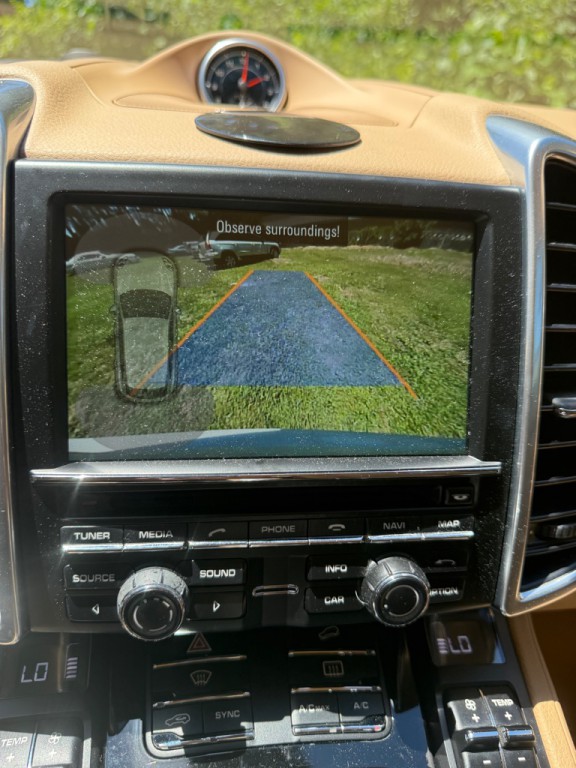 2015 Porsche Cayenne Image 30