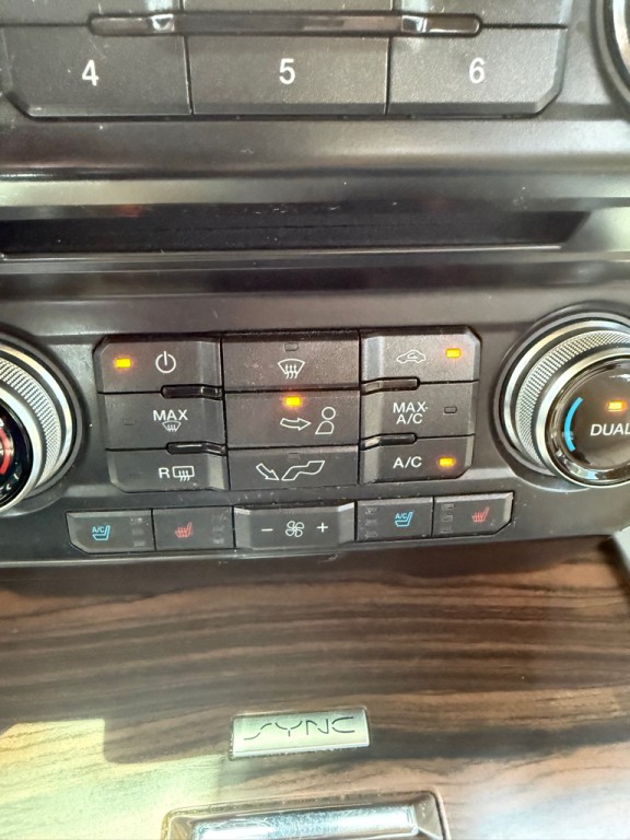2016 Ford F-150 Image 26