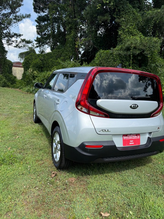 2020 Kia Soul Image 4