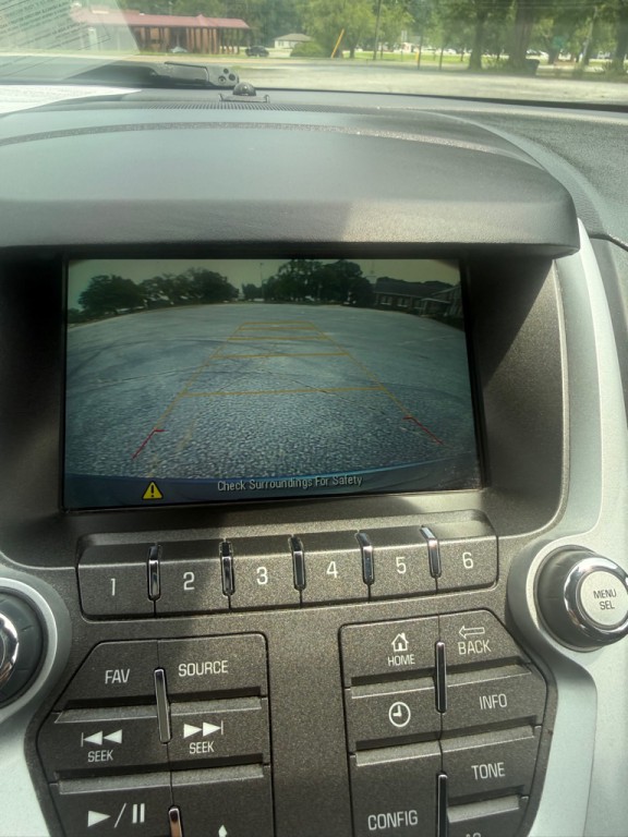 2017 Chevrolet Equinox Image 32