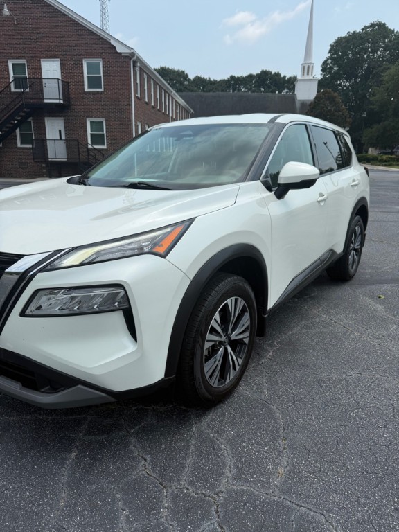 2021 Nissan Rogue Image 2