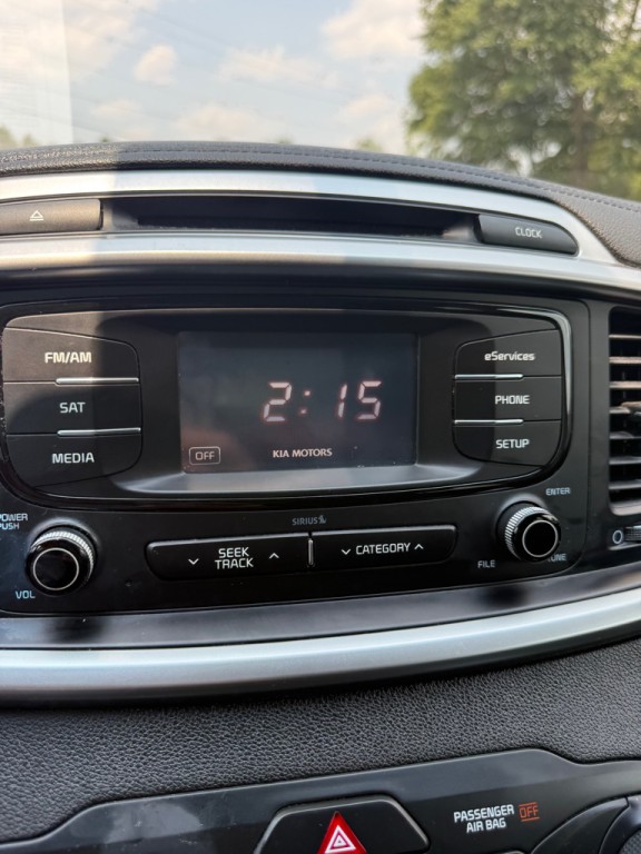 2016 Kia Sorento Image 31