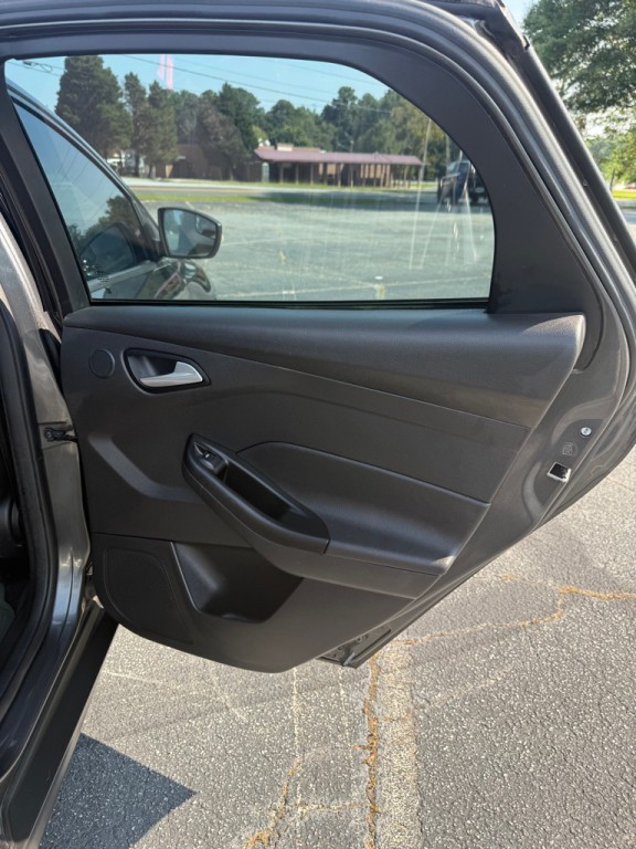 2018 Ford Focus Image 20