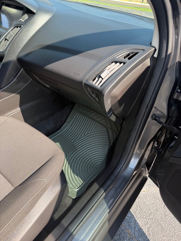 2018 Ford Focus Image 22