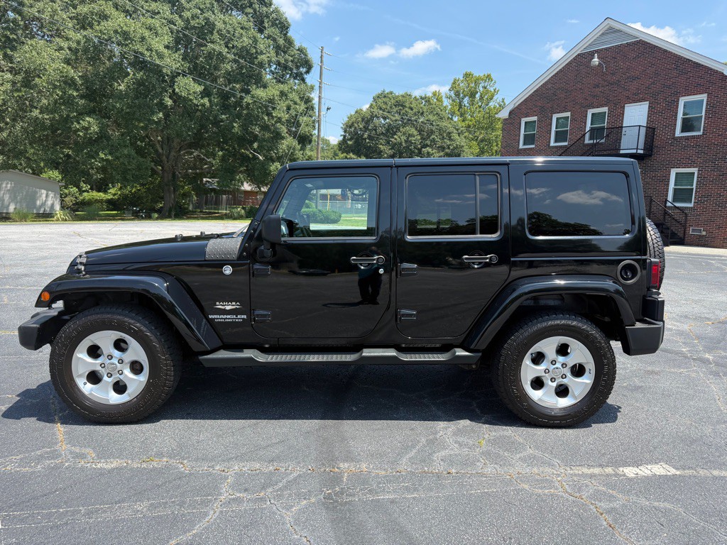 2013 Jeep Wrangler Unlimited Image 3