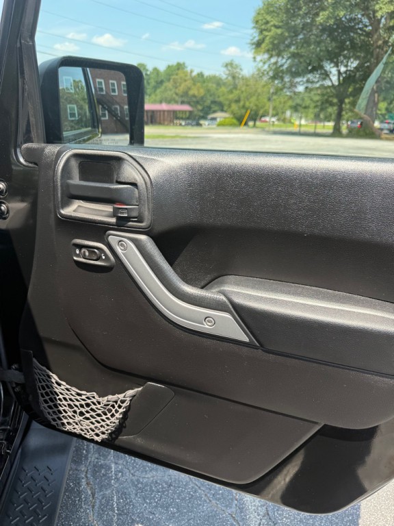 2013 Jeep Wrangler Unlimited Image 22