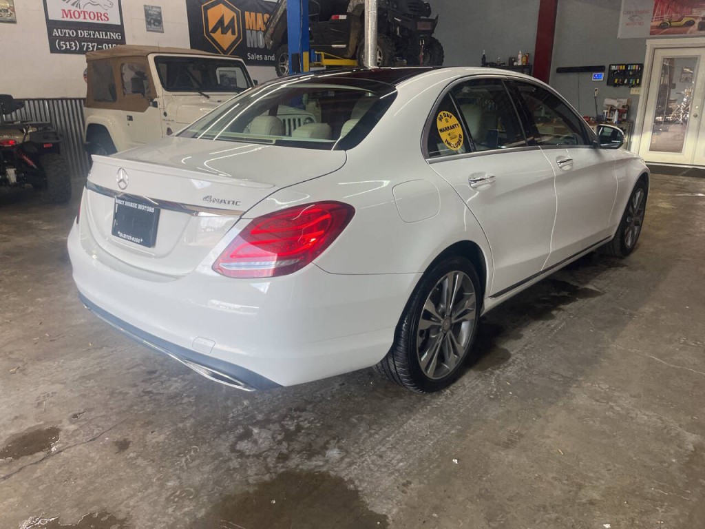 2016 Mercedes-Benz C-Class Image 8