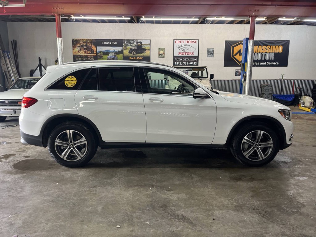 2019 Mercedes-Benz GLC-Class Image 2