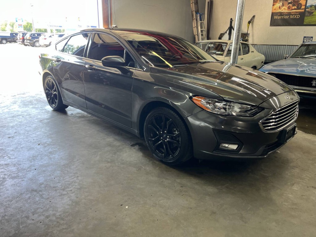 2019 Ford Fusion Image 3