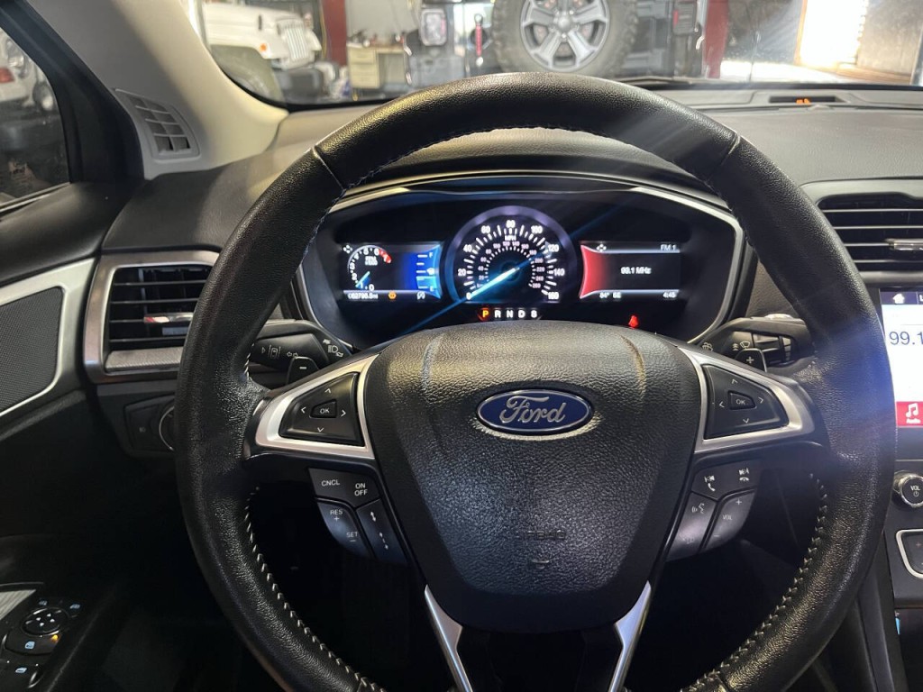 2019 Ford Fusion Image 19