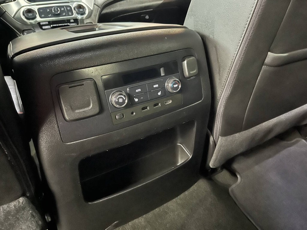 2018 GMC Yukon Image 17