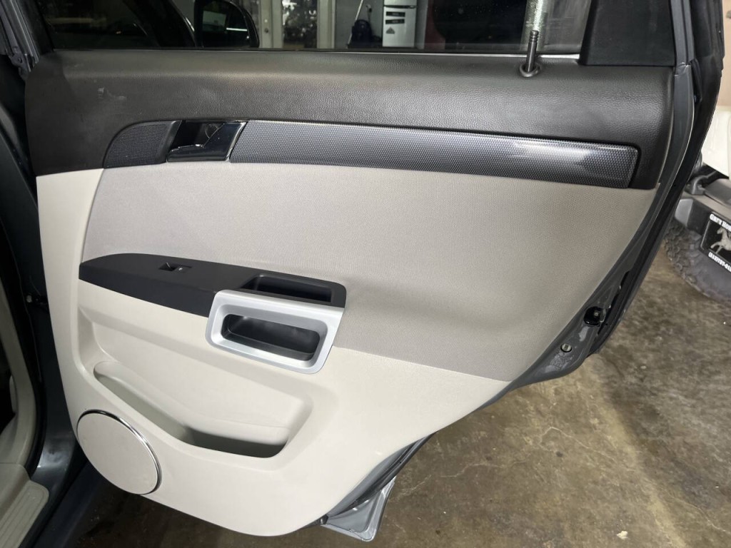 2009 Saturn Vue Image 12