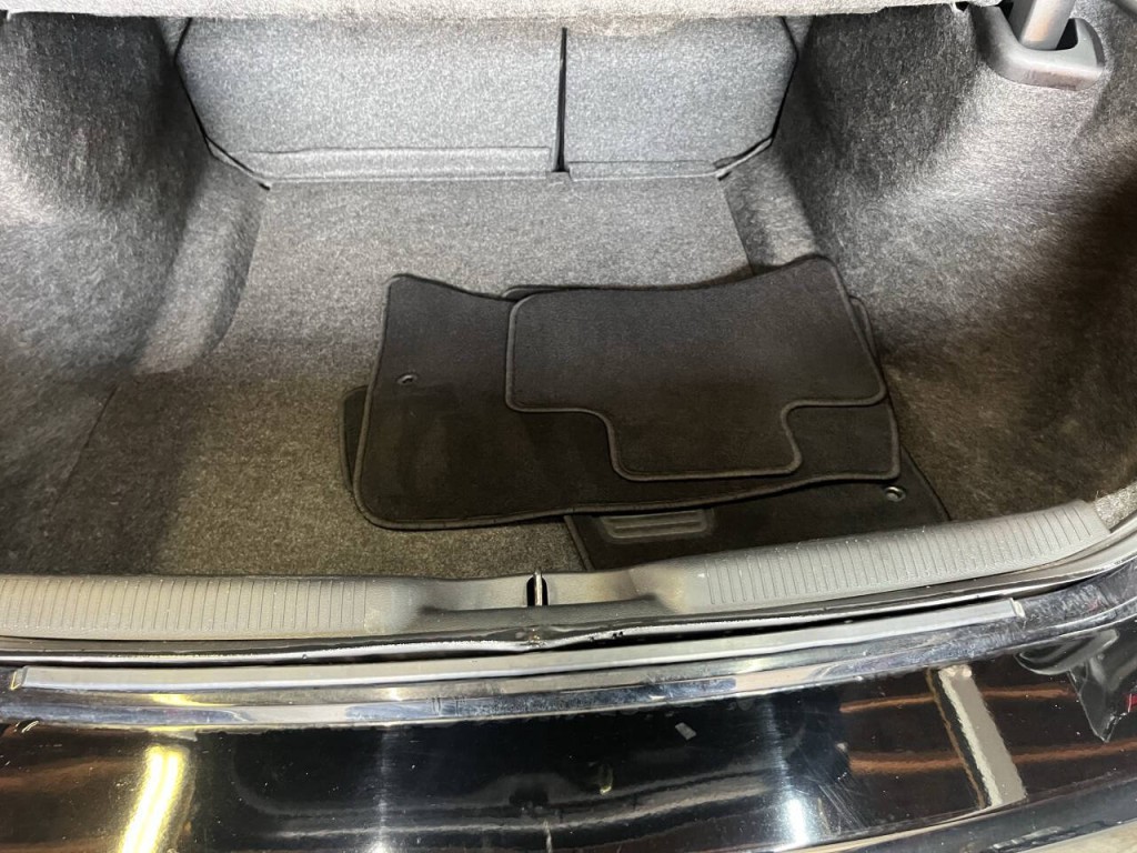 2020 Dodge Charger Image 14