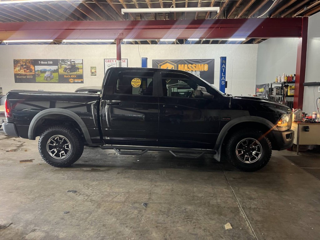 2016 RAM 1500 Image 2