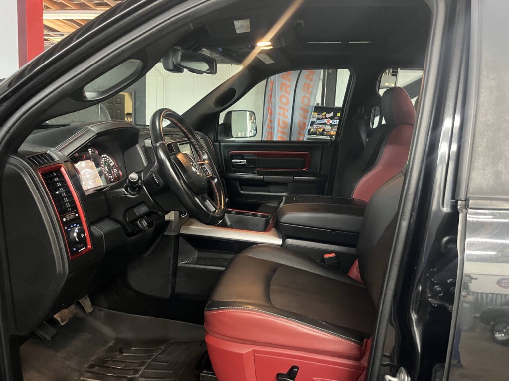 2016 RAM 1500 Image 15