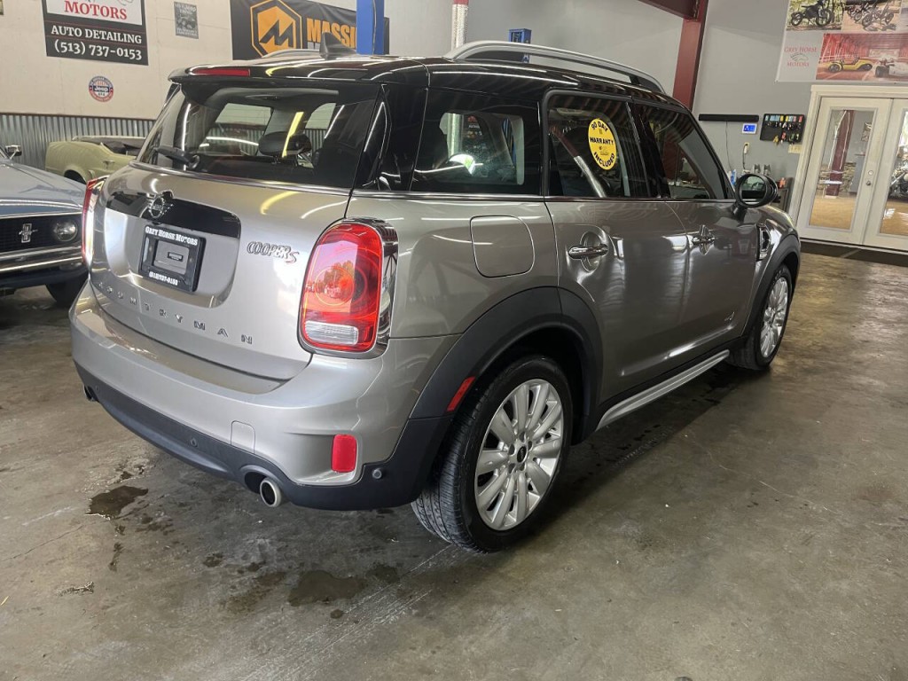 2019 MINI Countryman Image 8