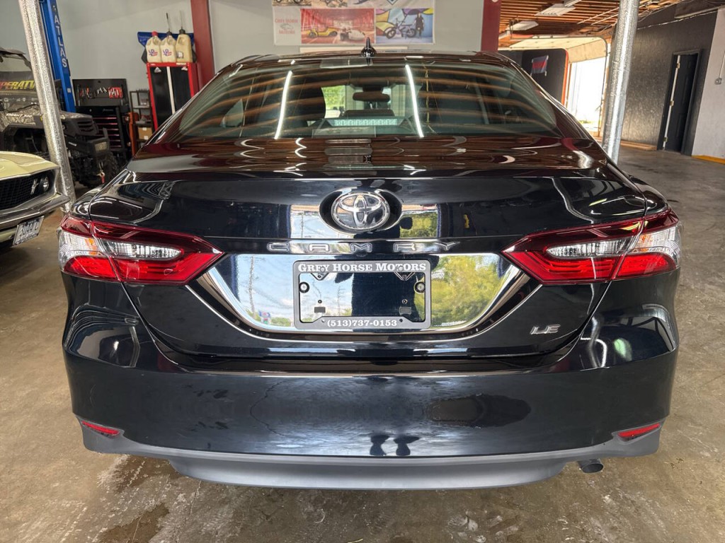2021 Toyota Camry Image 8