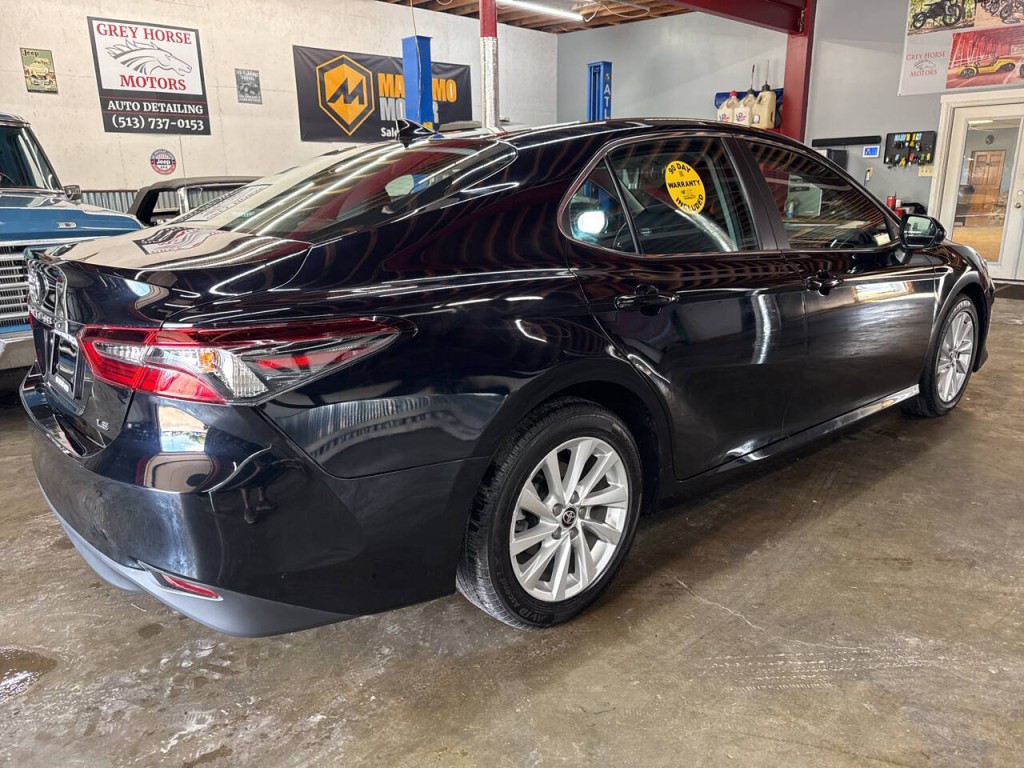 2021 Toyota Camry Image 9