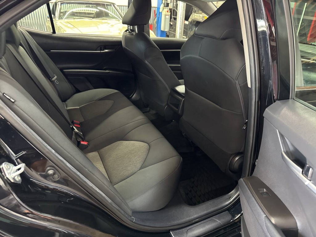 2021 Toyota Camry Image 11