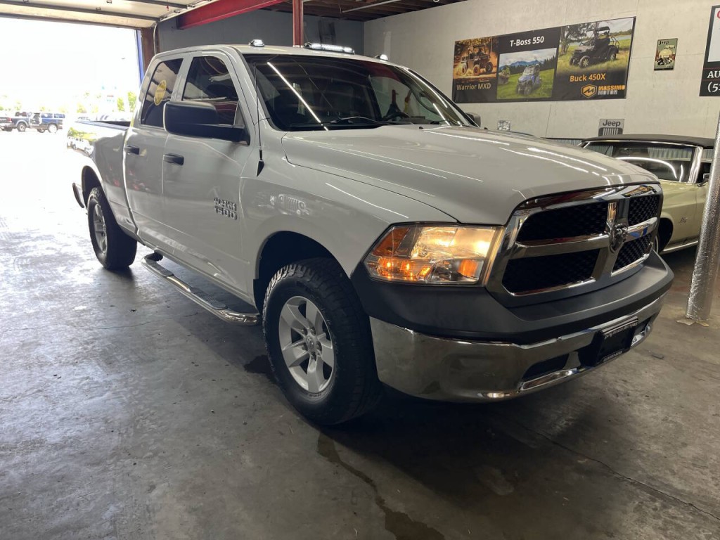 2016 RAM 1500 Image 3