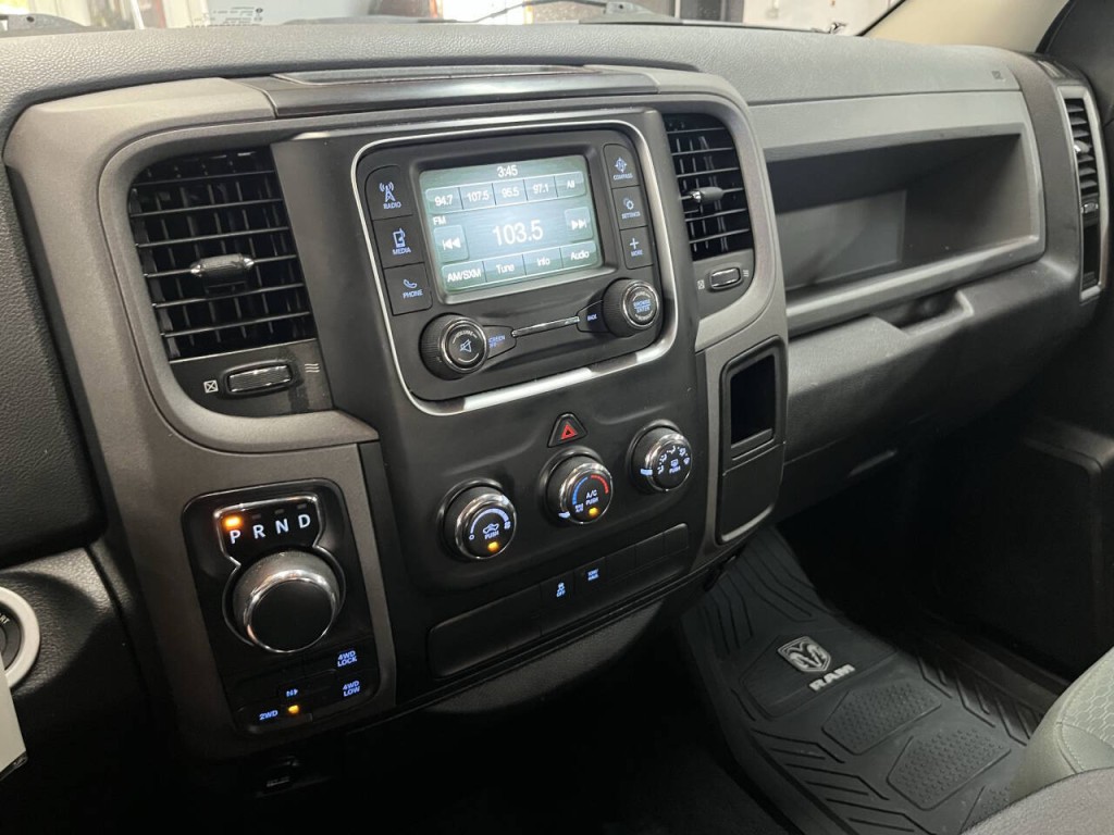 2016 RAM 1500 Image 18