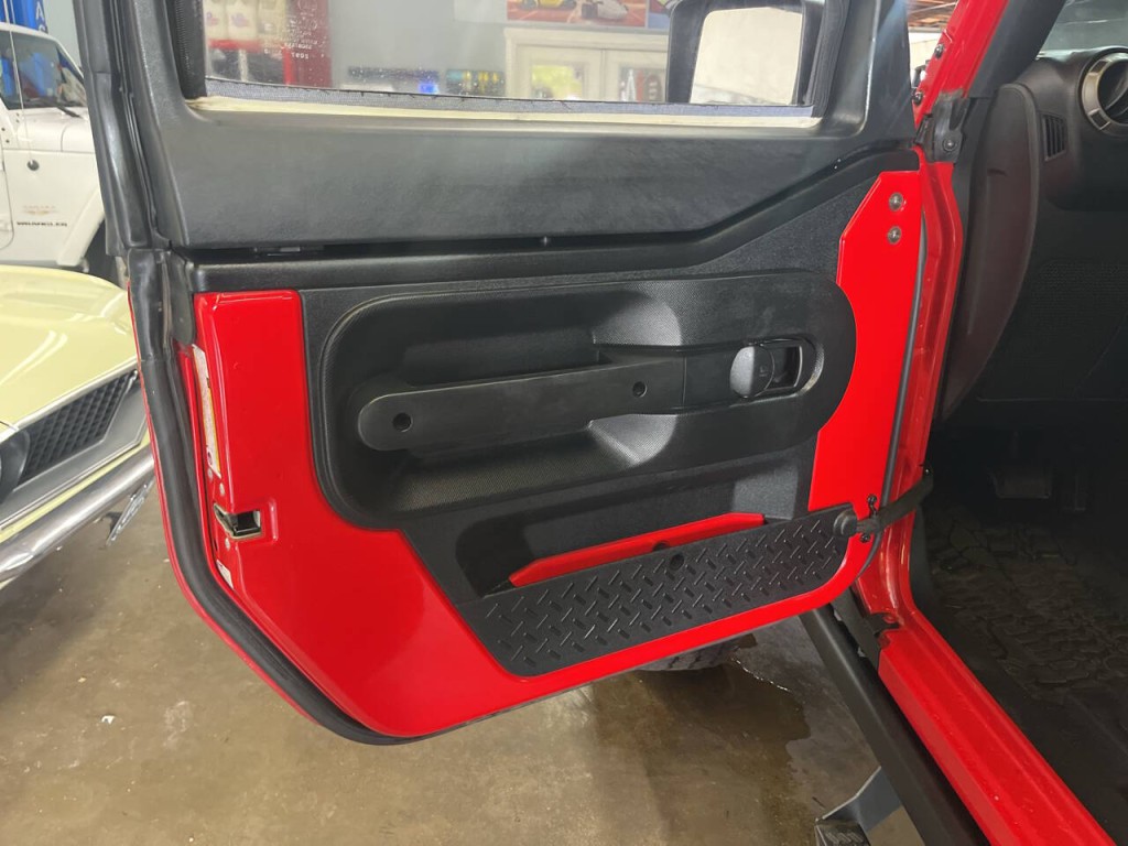 2017 Jeep Wrangler Image 15