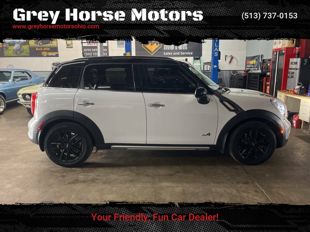 2016 MINI Countryman Image 1
