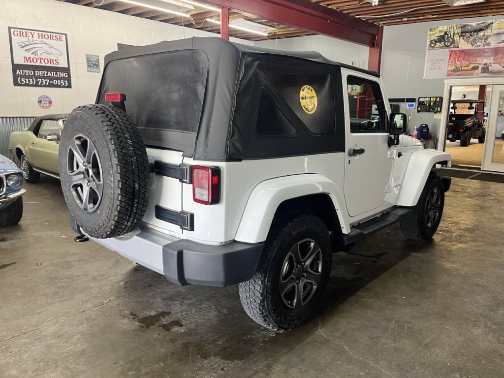 2015 Jeep Wrangler Image 8