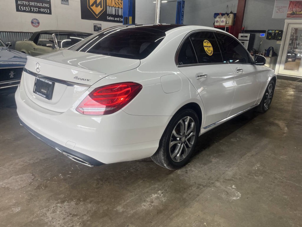 2016 Mercedes-Benz C-Class Image 8