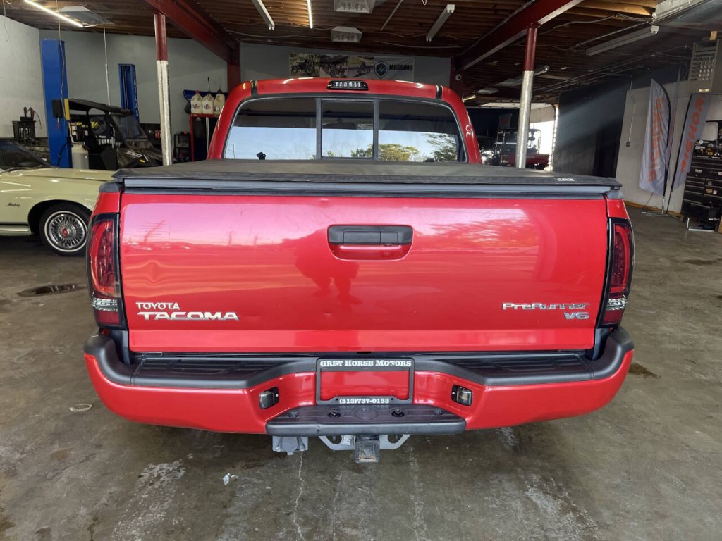 2011 Toyota Tacoma Image 7
