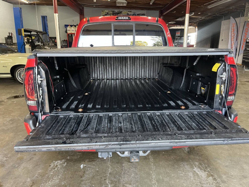 2011 Toyota Tacoma Image 13