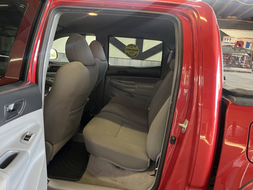 2011 Toyota Tacoma Image 14