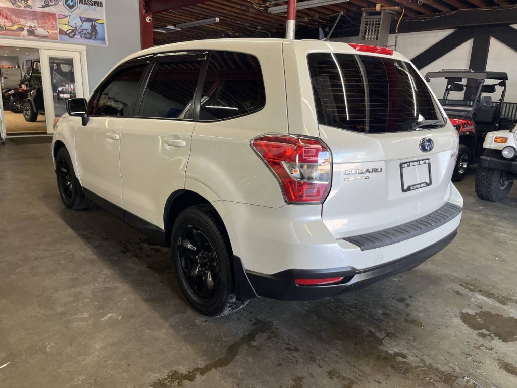 2014 Subaru Forester Image 6