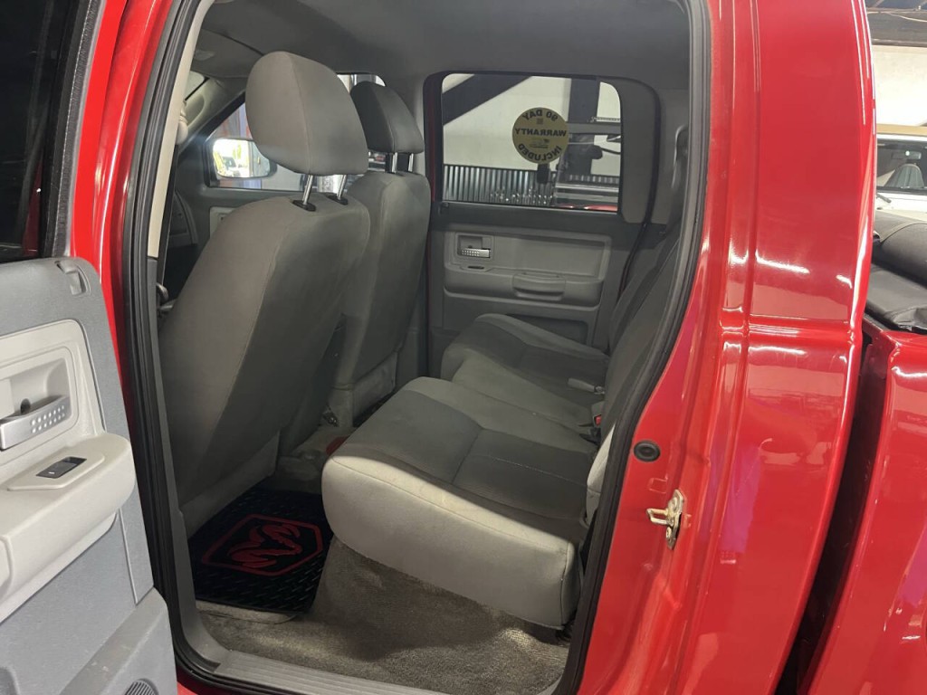 2006 Dodge Dakota Image 14