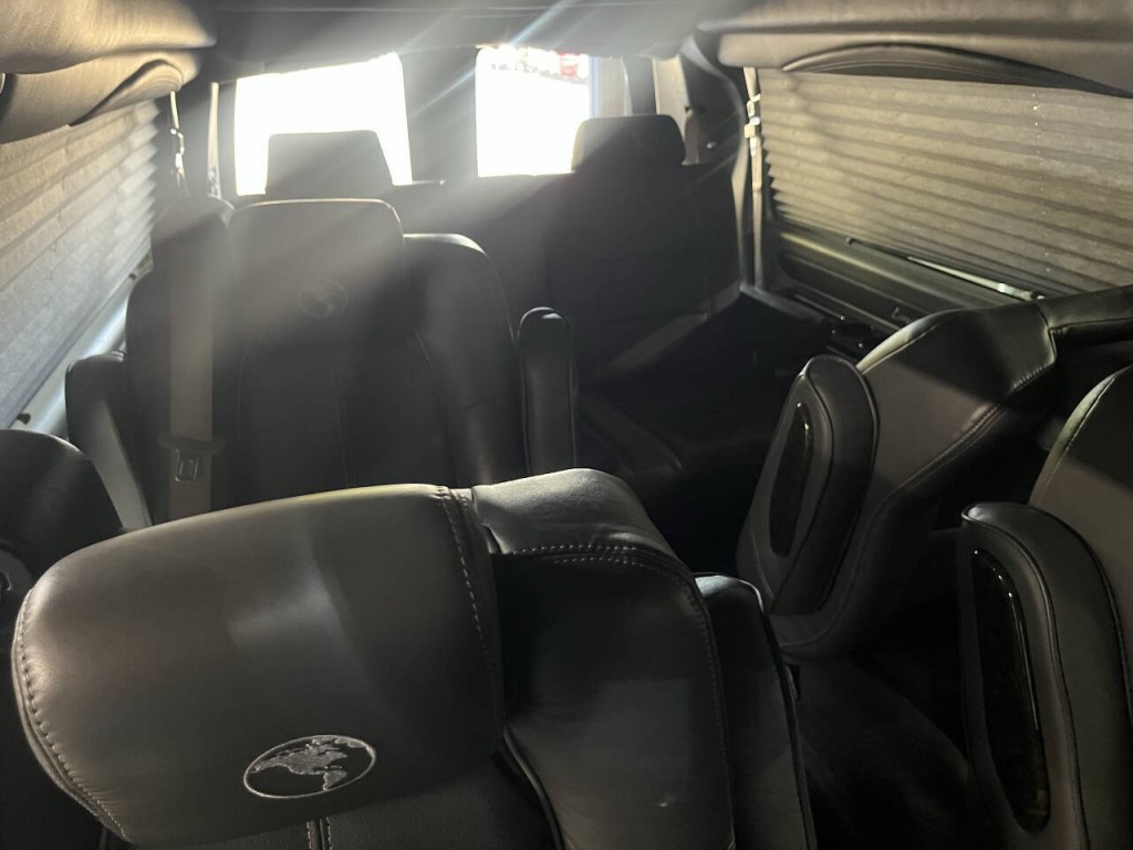 2018 GMC Savana Image 19